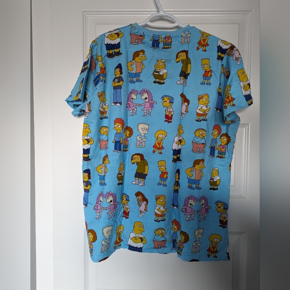 Cakeworthy Simpsons T-shirt - Picture 3 of 3